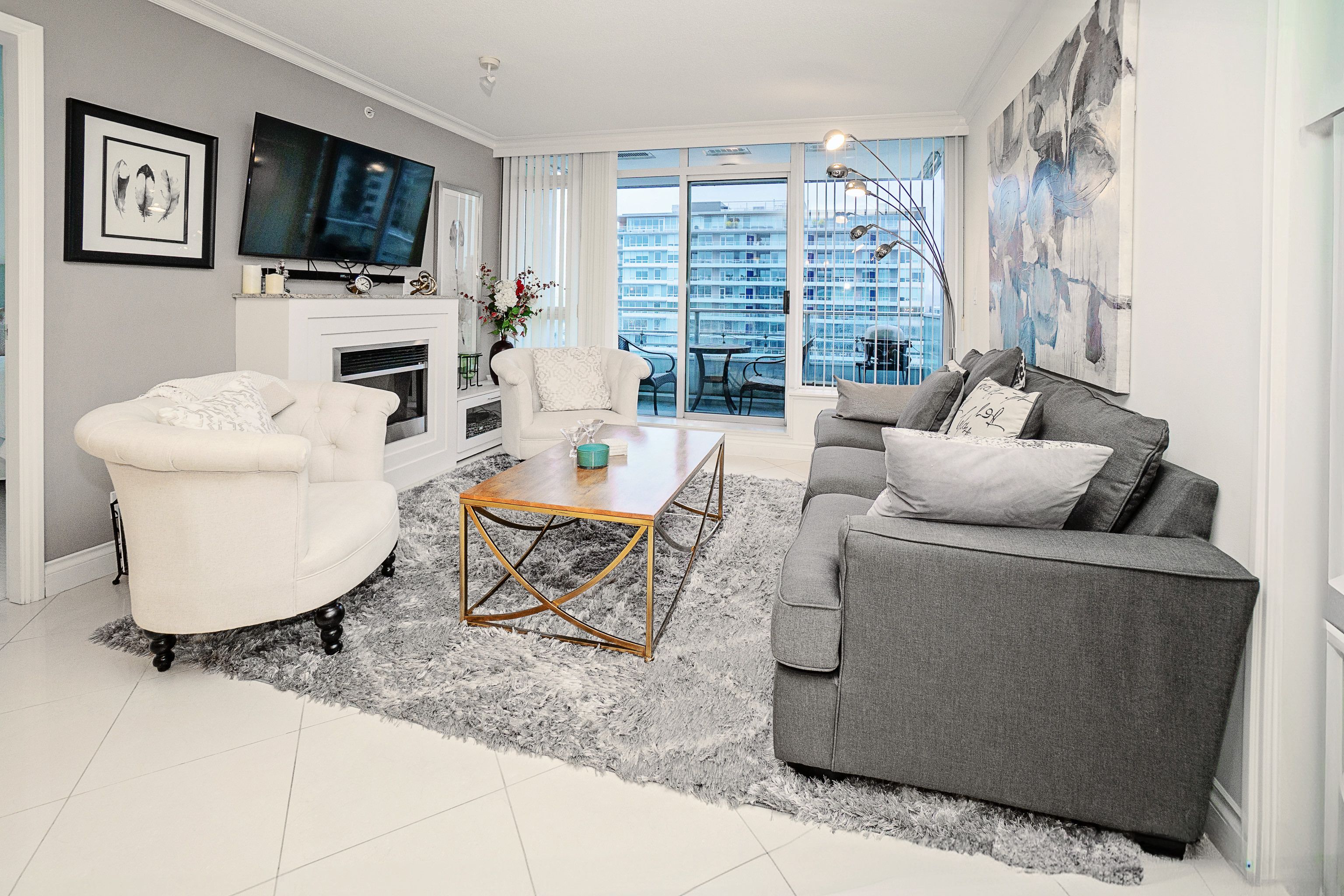 903 133 Esplanade E, North Vancouver, British Columbia  V7L 1A - Photo 3 - R3069485