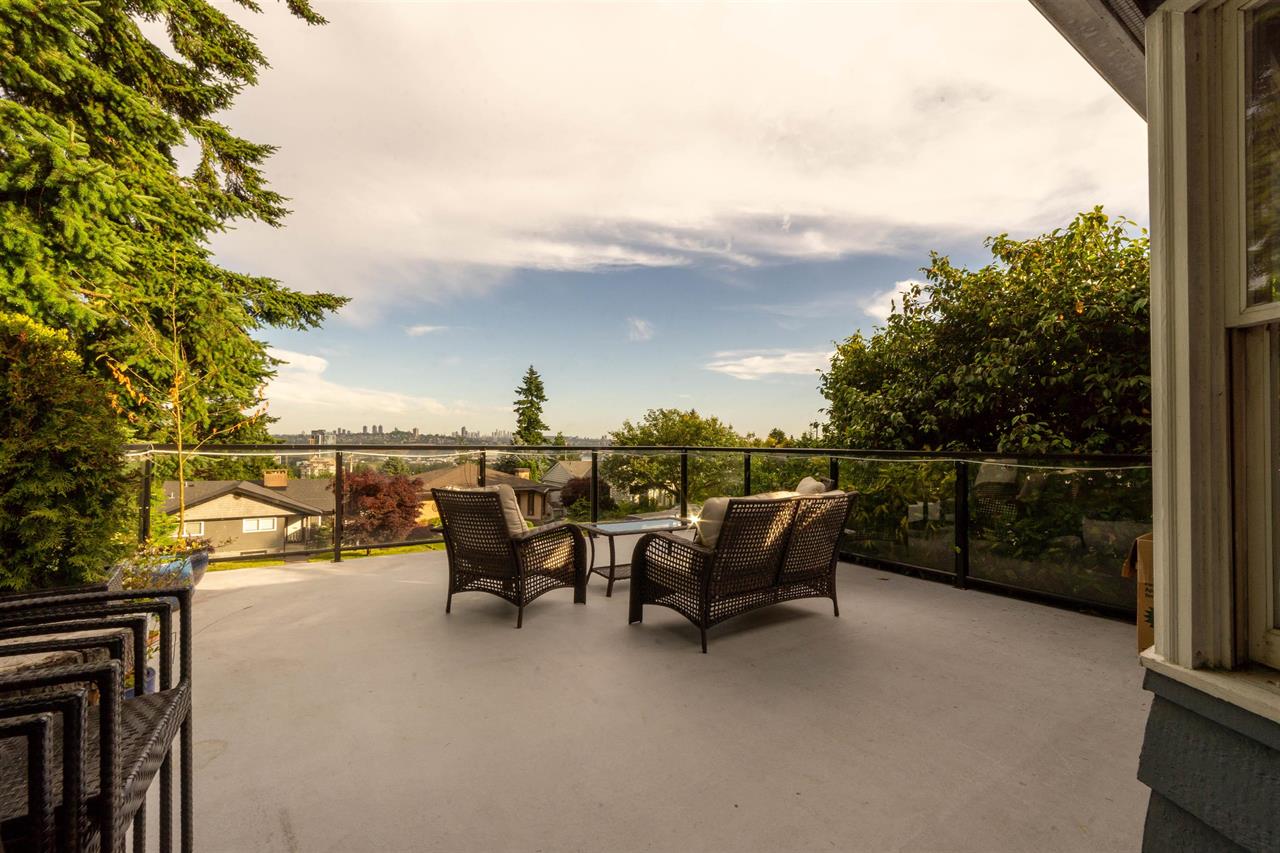 1082 Calverhall Street, North Vancouver, British Columbia   - Photo 5 - R3029021