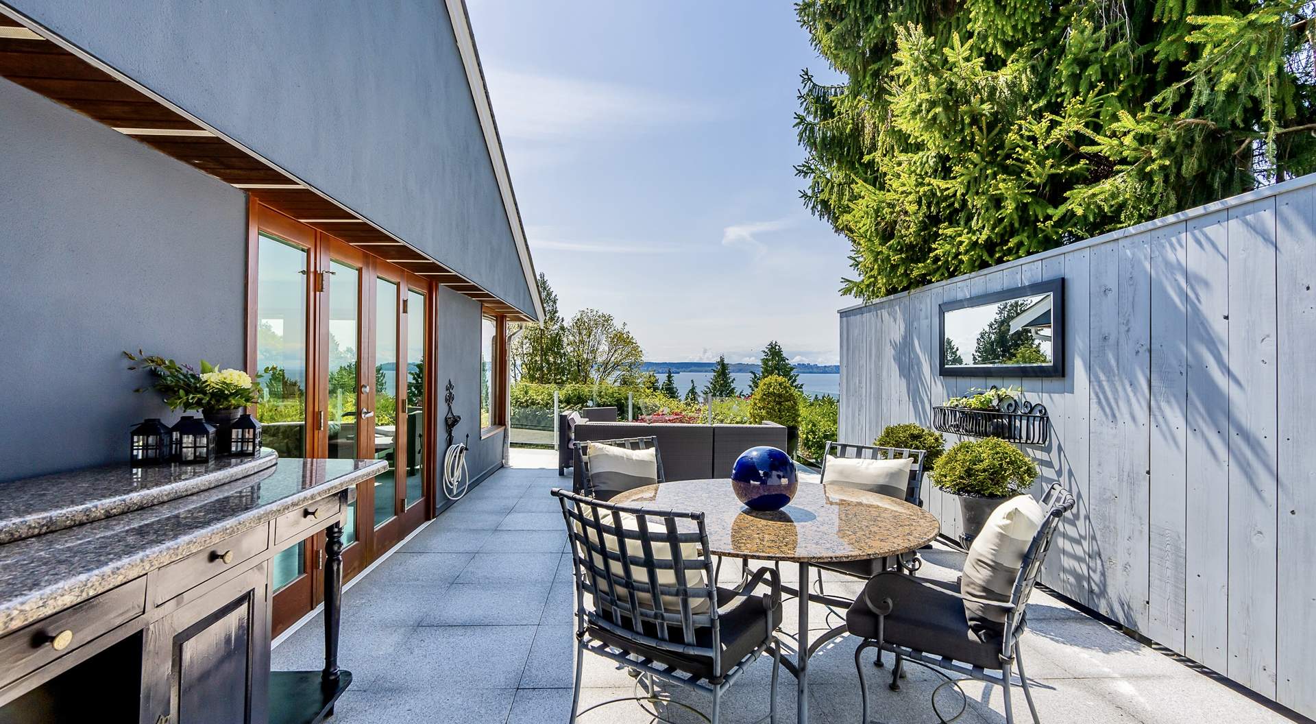 3185 Dickinson Crescent, West Vancouver, British Columbia   - Photo 3 - R2685443