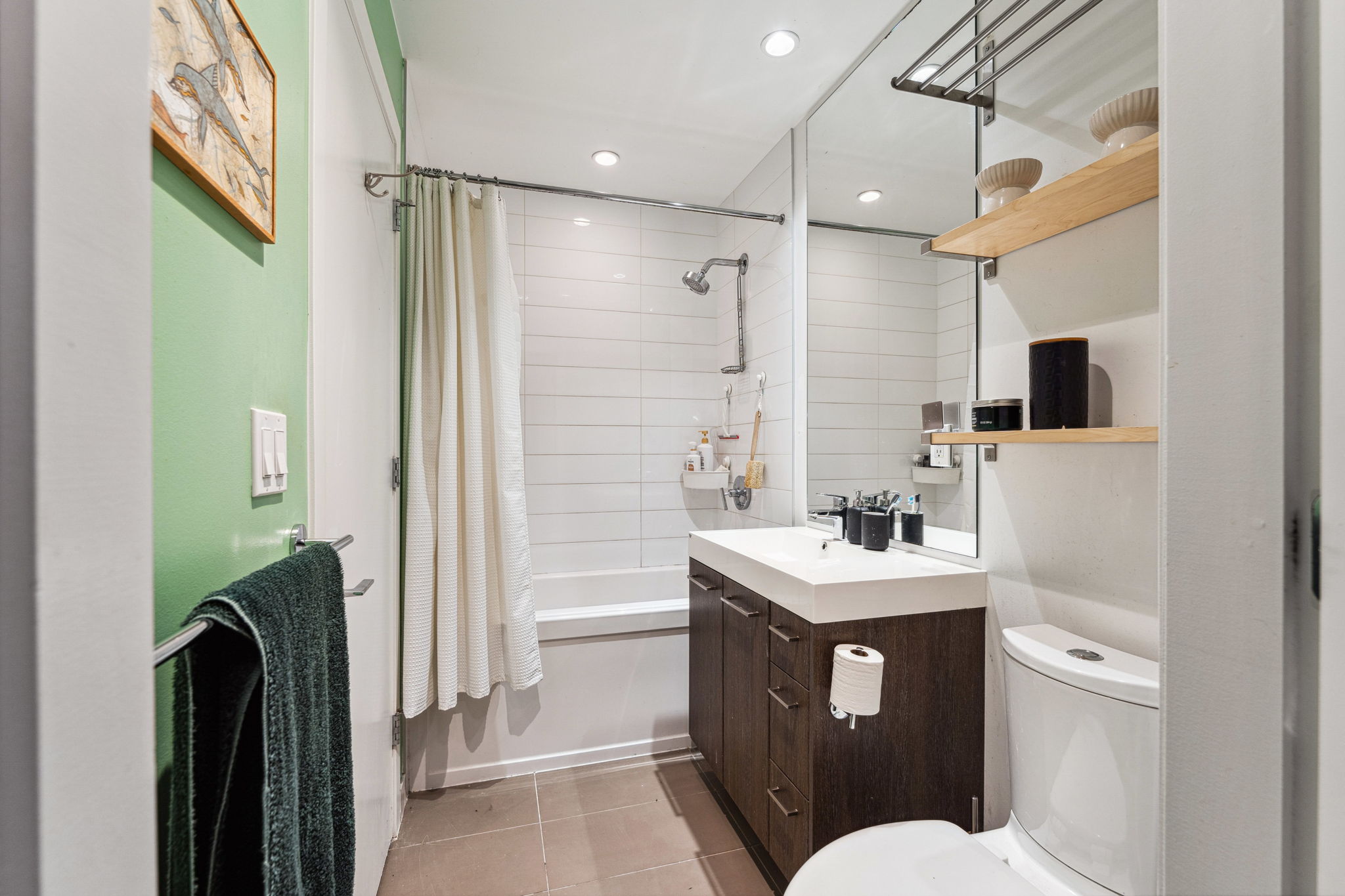 002 9060 University Crescent, Burnaby, British Columbia   - Photo 10 - R3016754