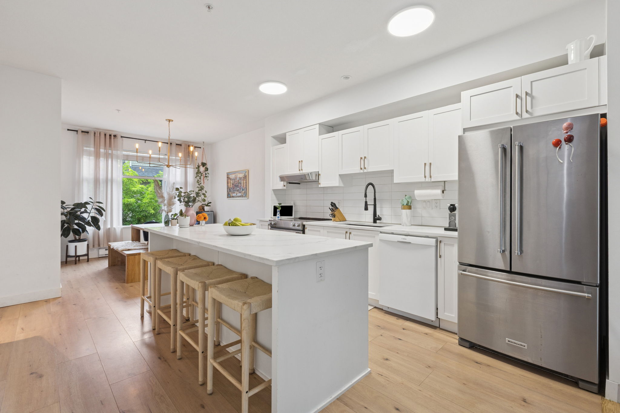 772 Orwell Street, North Vancouver, British Columbia  V7J 0A - Photo 2 - R3048548