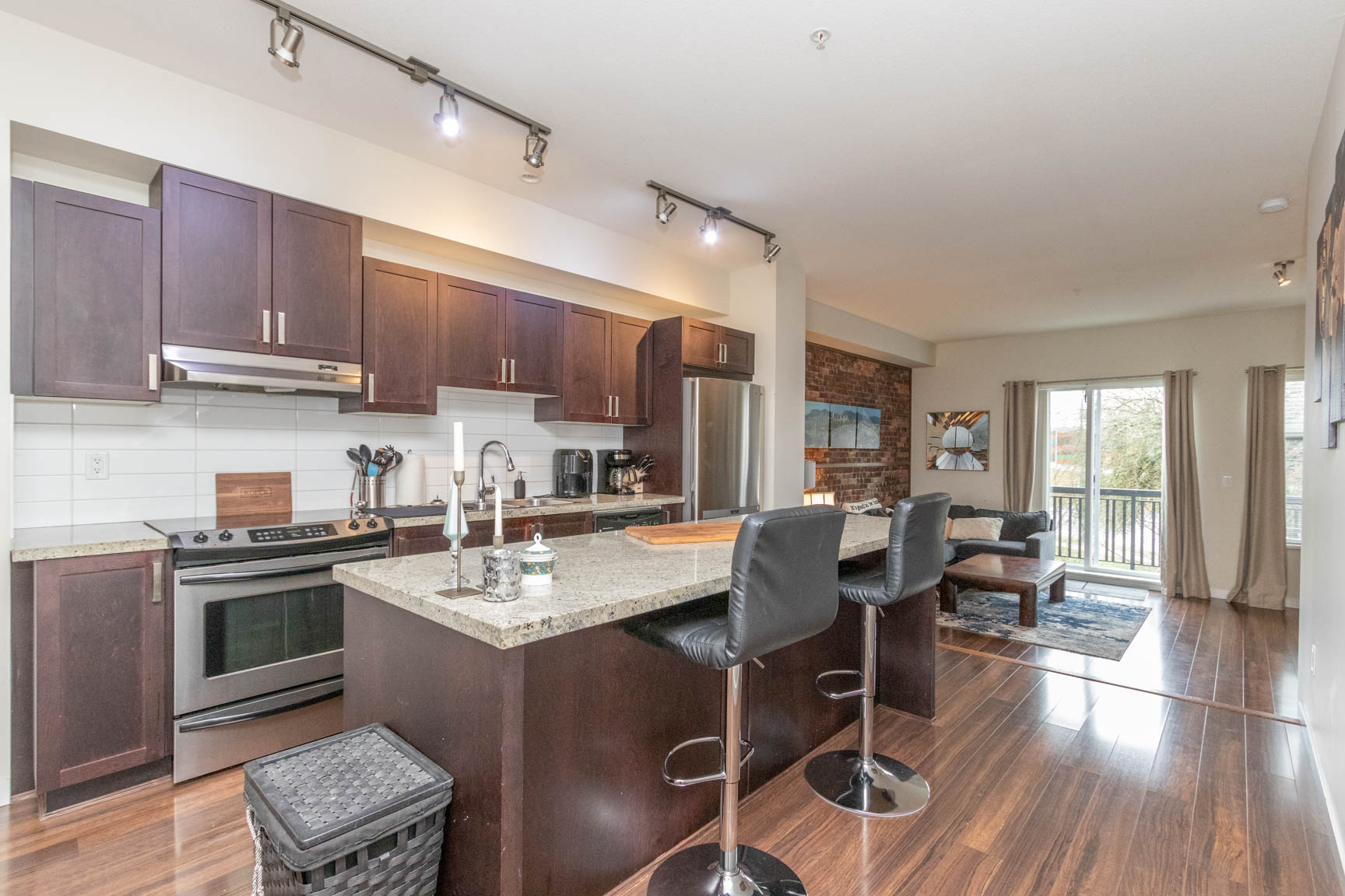 772 Orwell Street, North Vancouver, British Columbia   - Photo 3 - R2675079