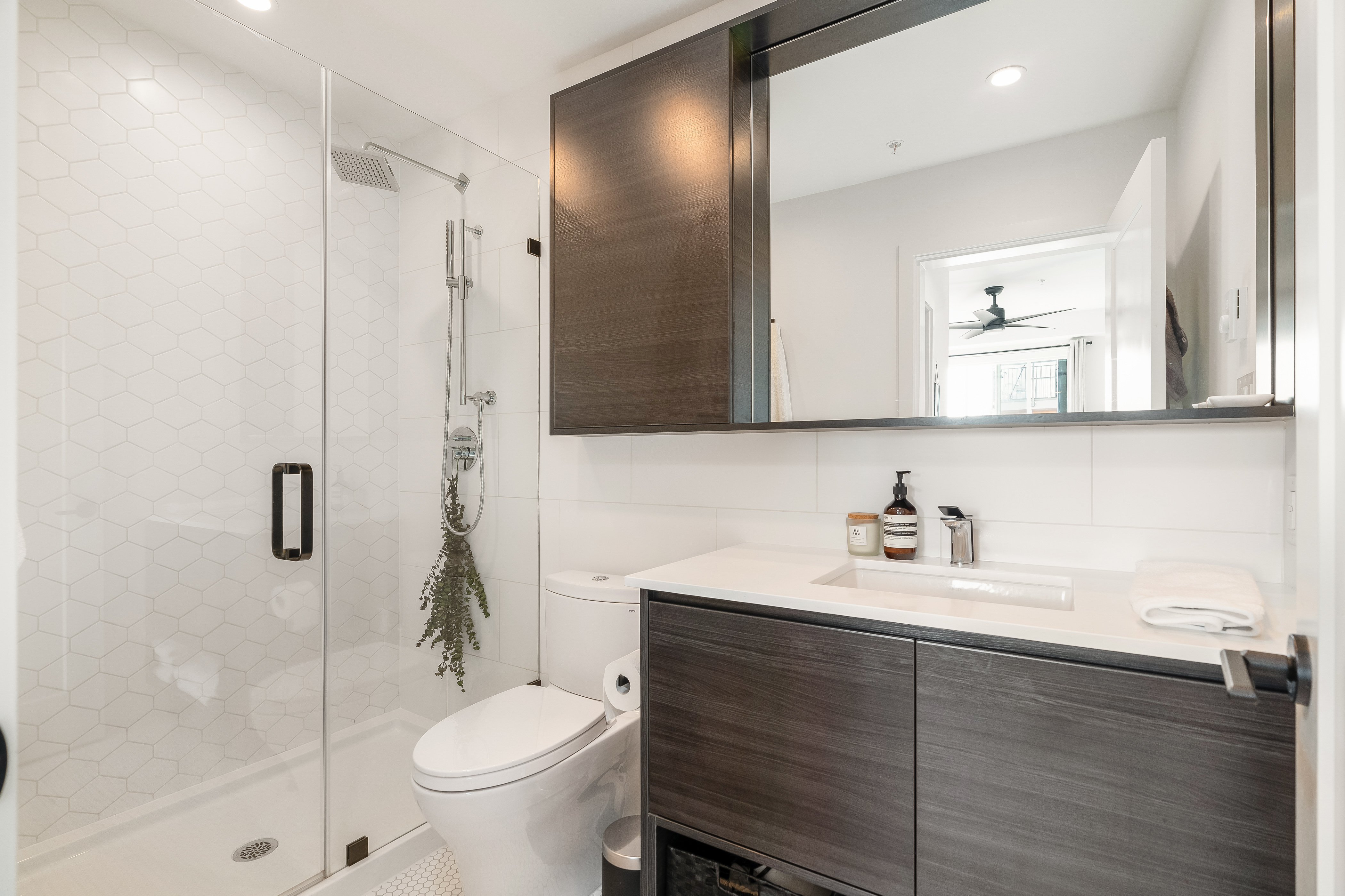 402 3131 Murray Street, Port Moody, British Columbia   - Photo 7 - R2794832