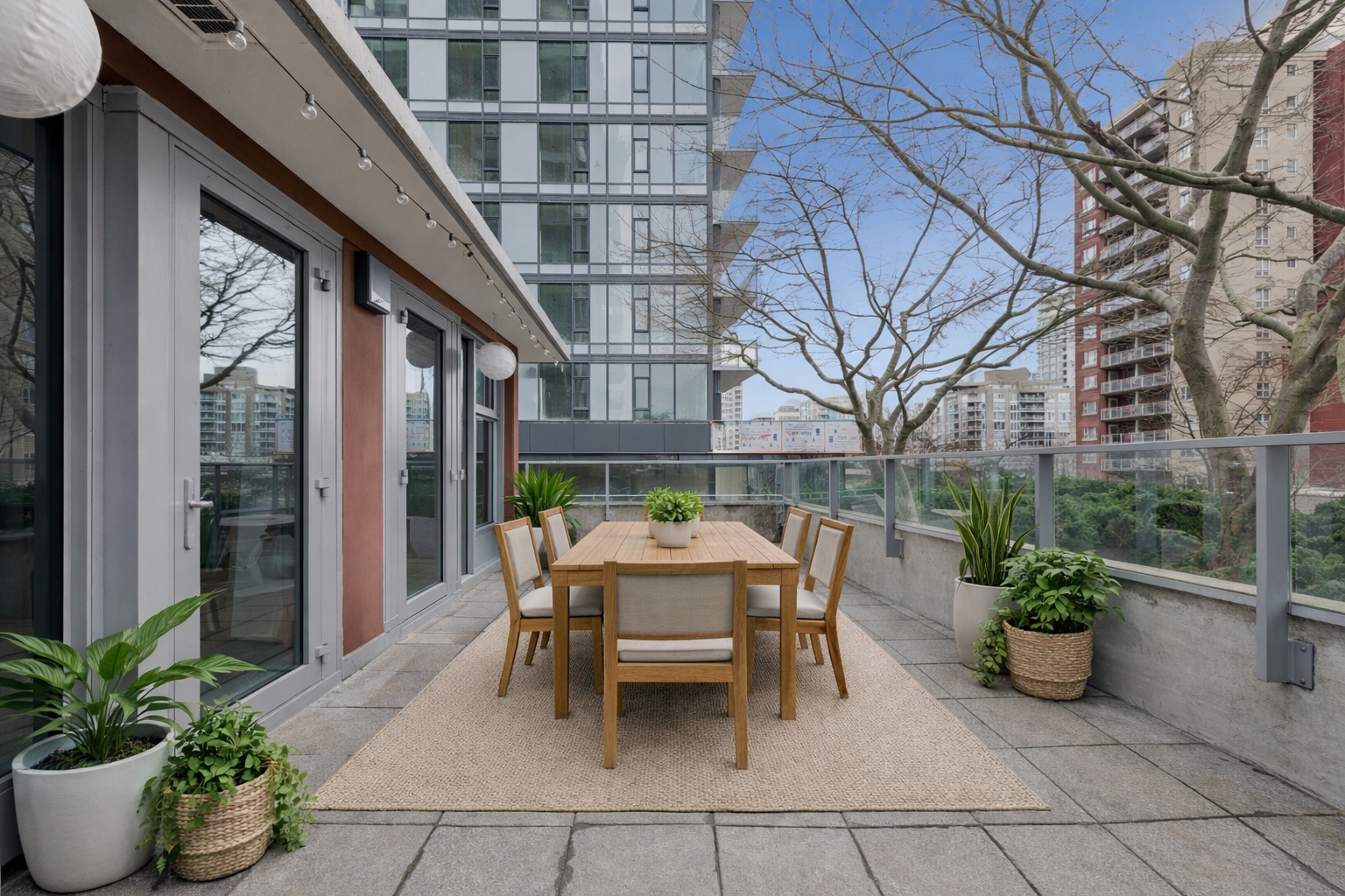 303 150 W 15th Street, North Vancouver, British Columbia  V7M 1R - Photo 13 - R3104755