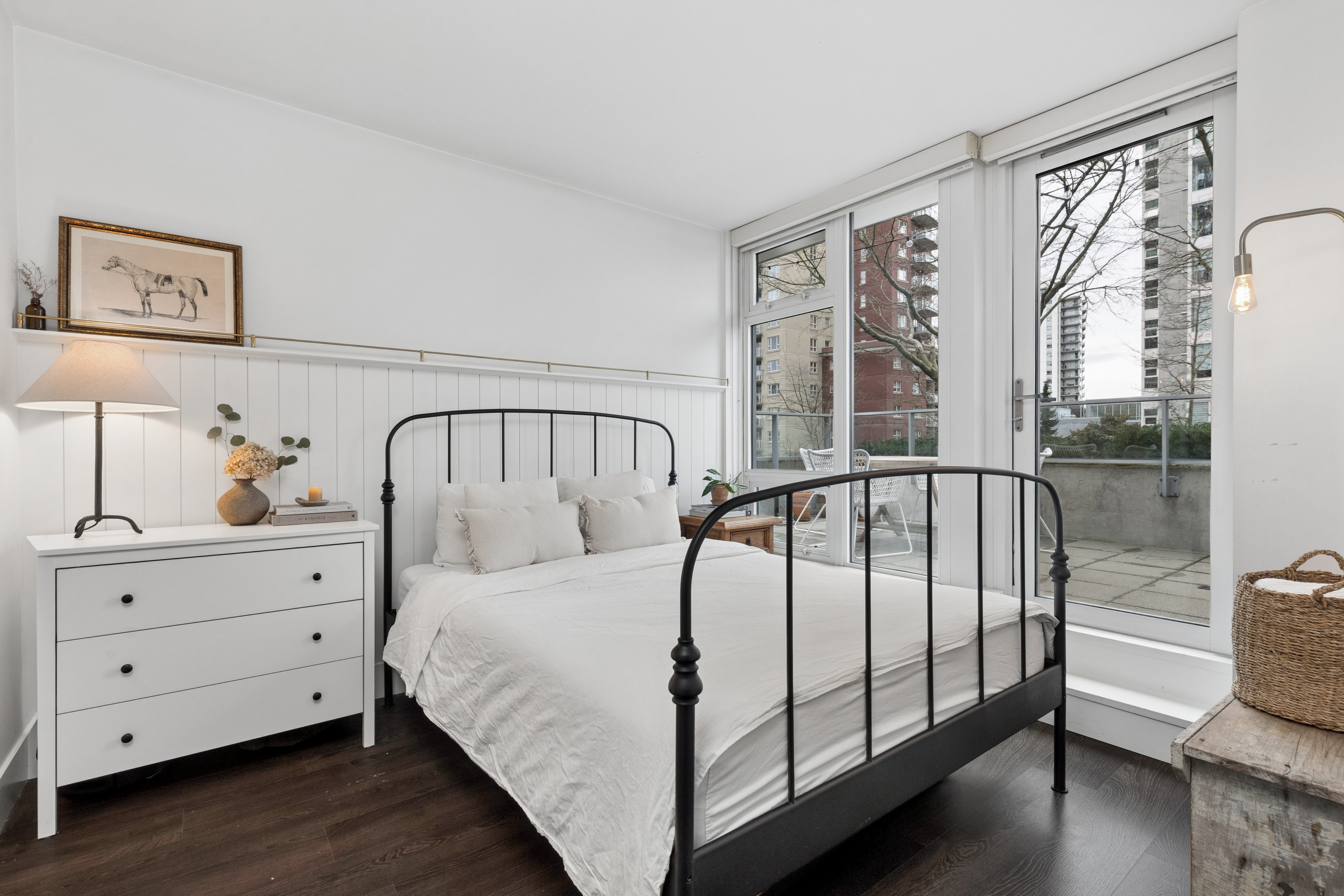 303 150 W 15th Street, North Vancouver, British Columbia  V7M 1R - Photo 9 - R3104755