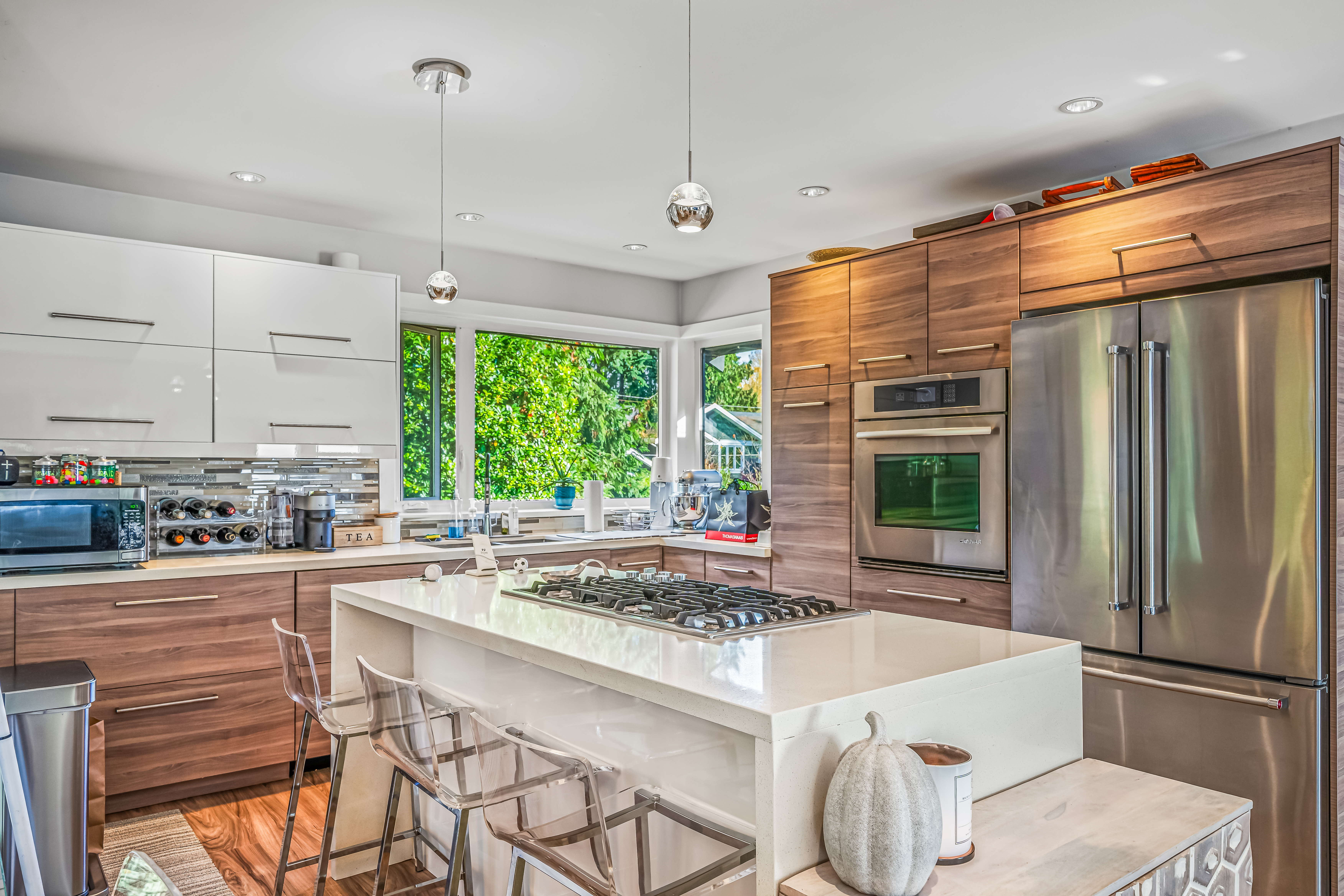 3630 Bluebonnet Road, North Vancouver, British Columbia  V7R 4E - Photo 7 - R3064030