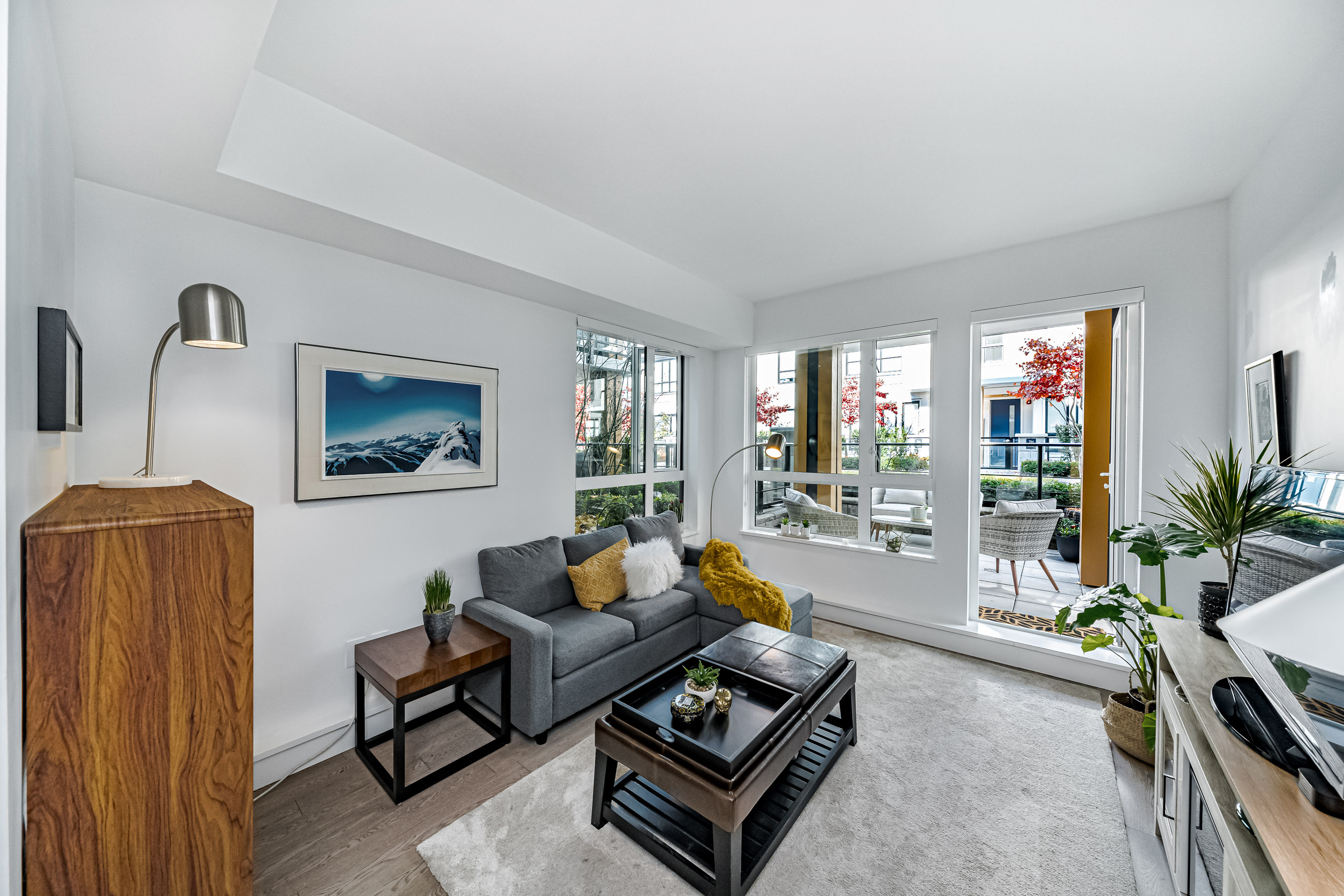 222 3220 Connaught Crescent, North Vancouver, British Columbia   - Photo 3 - R2637592