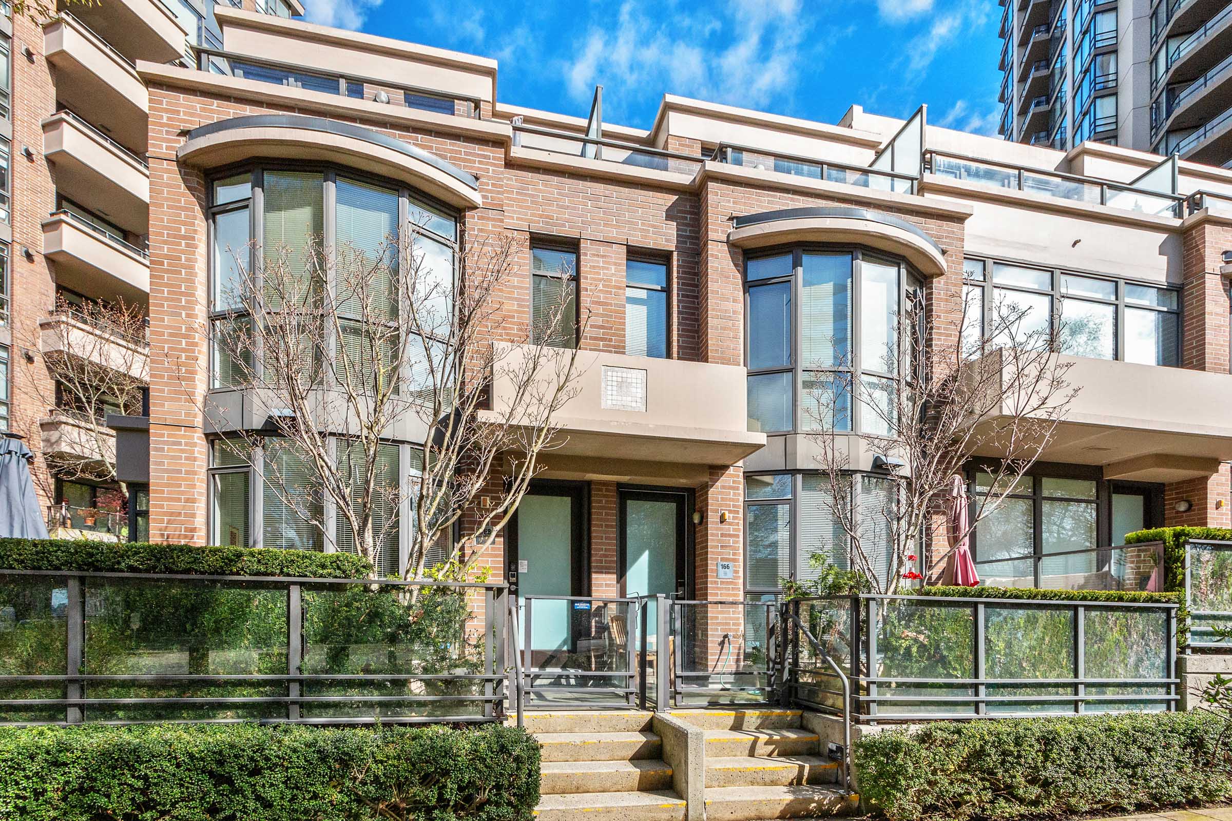 168 W 1st Street, North Vancouver, British Columbia