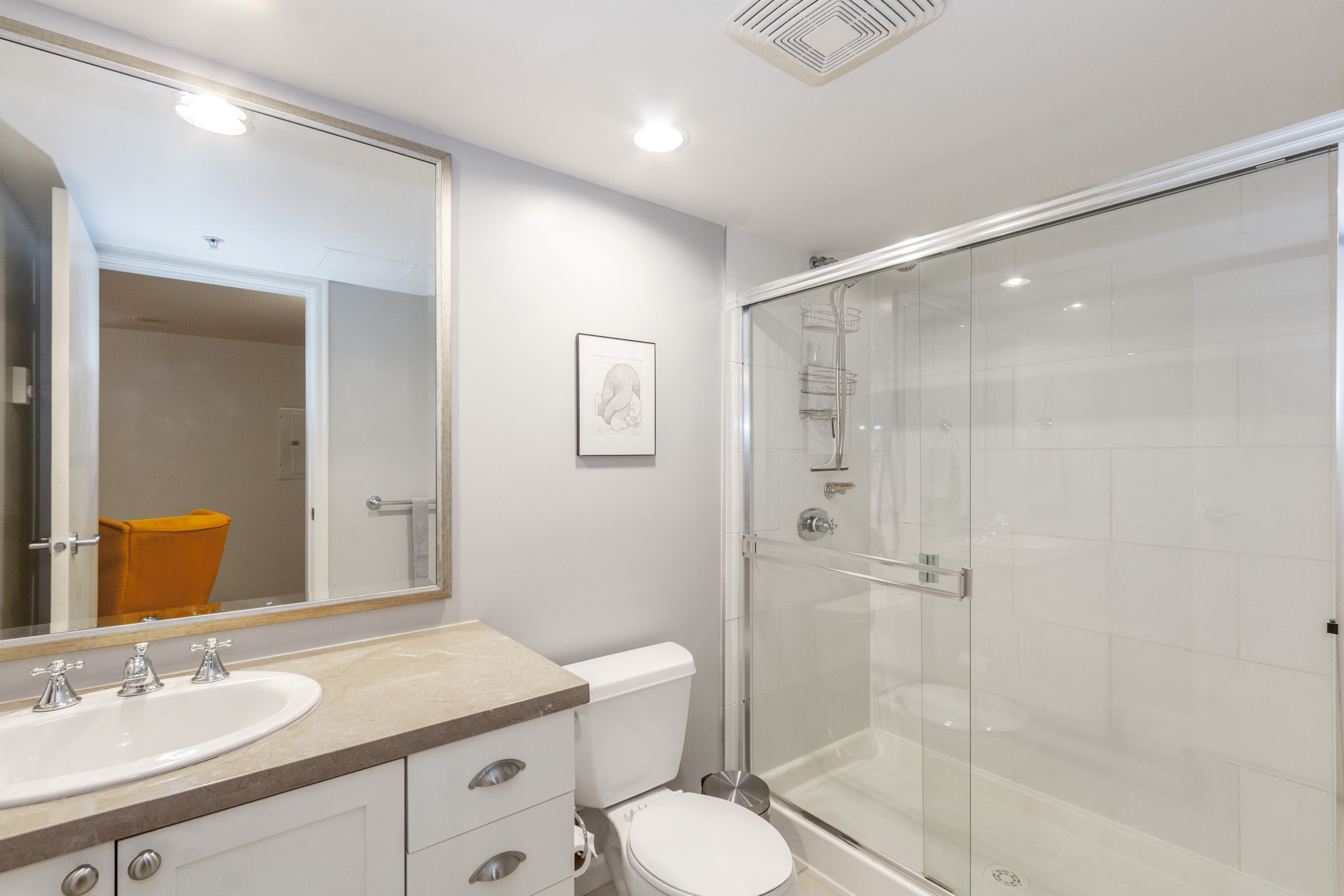 168 W 1st Street, North Vancouver, British Columbia  V7M 1A9 - Photo 13 - R3104781