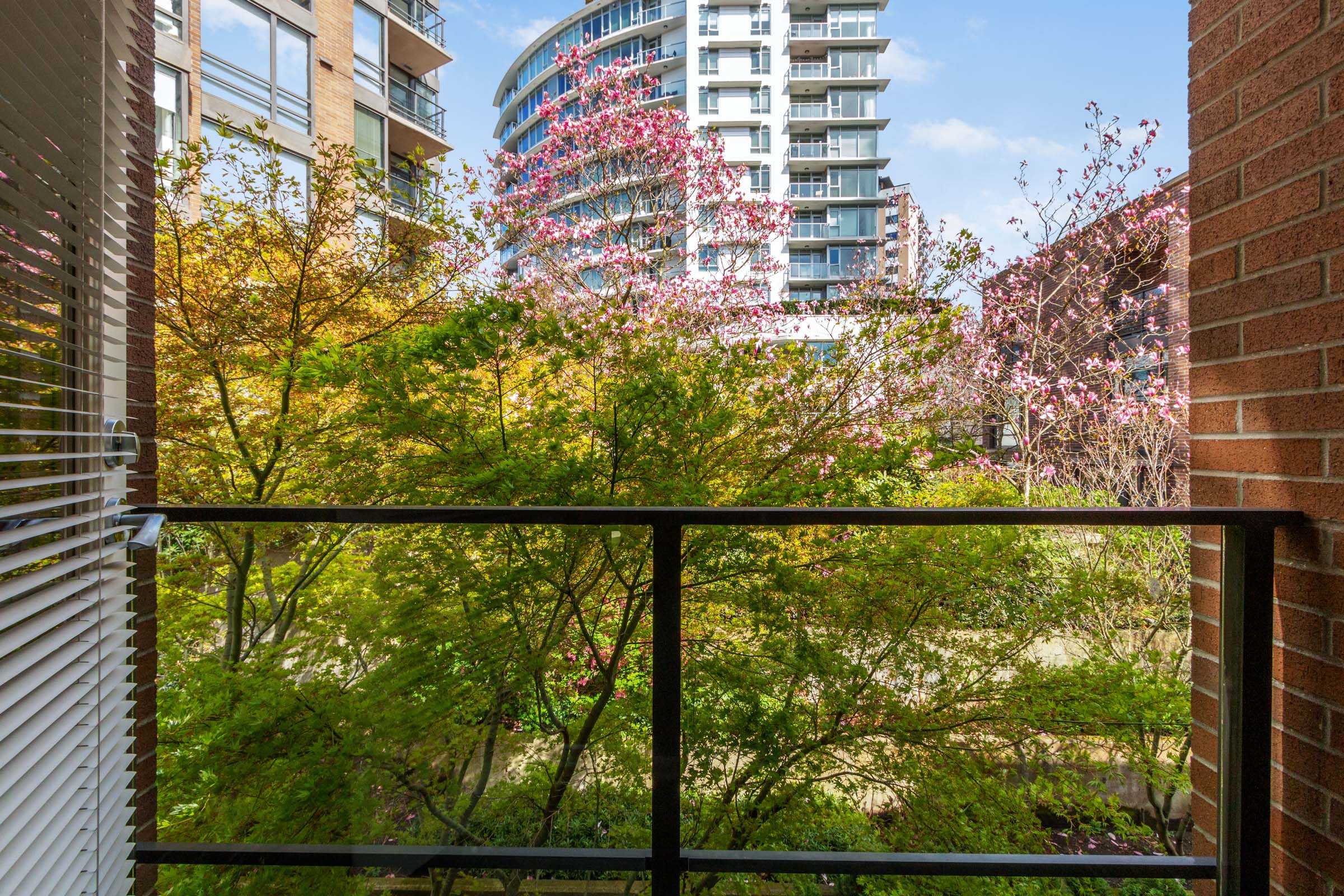 168 W 1st Street, North Vancouver, British Columbia  V7M 1A9 - Photo 18 - R3104781