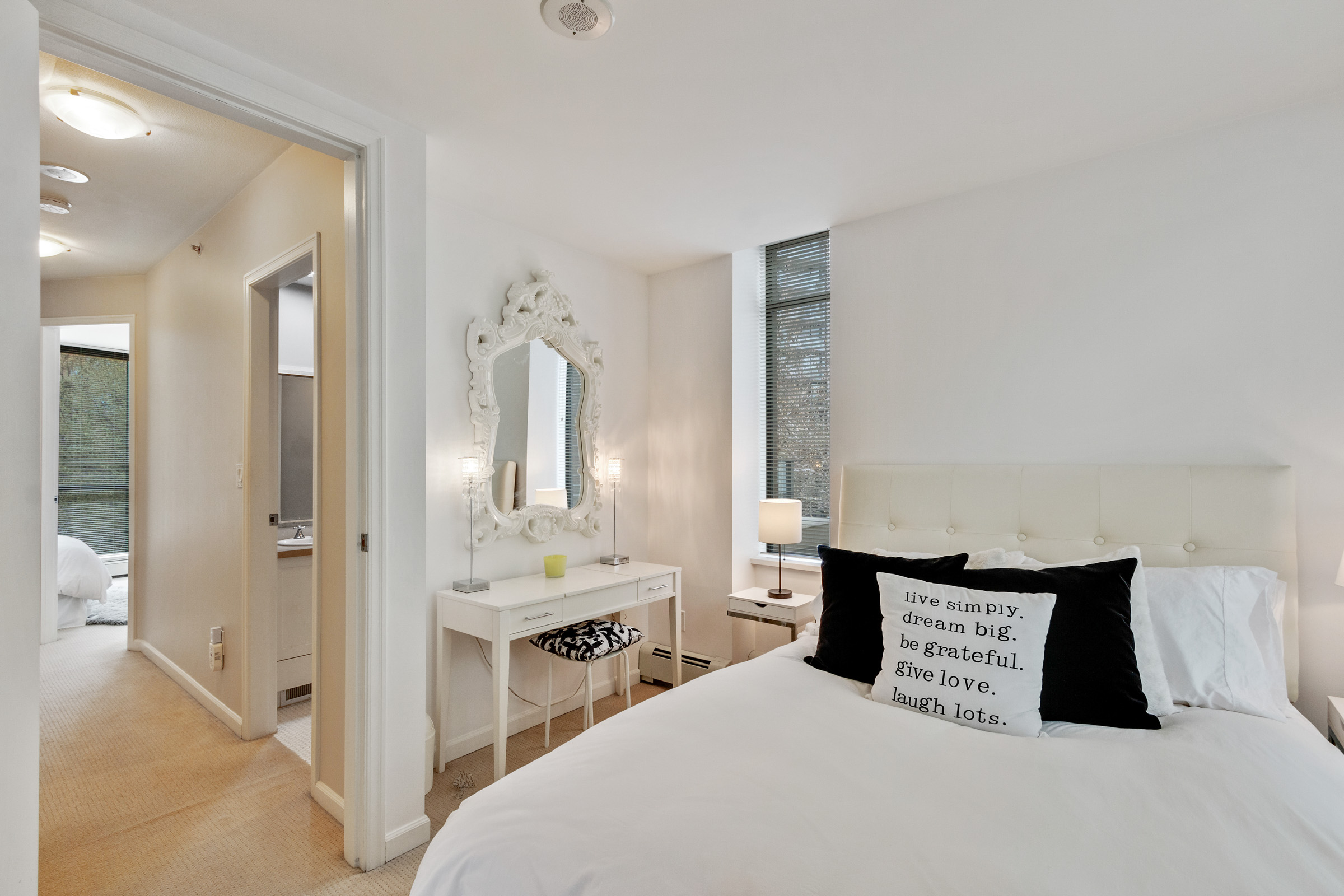 168 W 1st Street, North Vancouver, British Columbia  V7M 1A9 - Photo 9 - R3104781