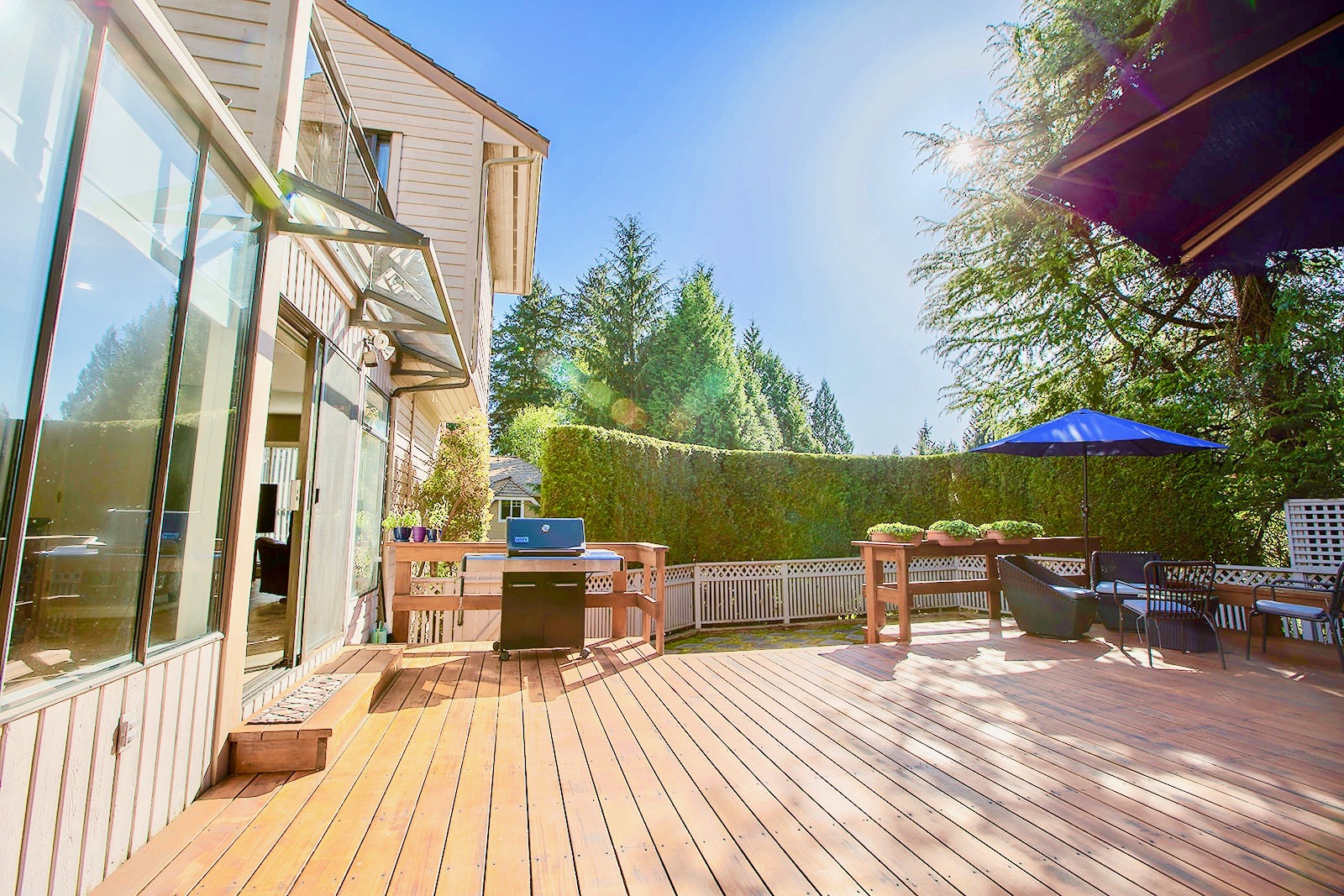 5760 Grousewoods Crescent, Vancouver, British Columbia   - Photo 2 - R2578275