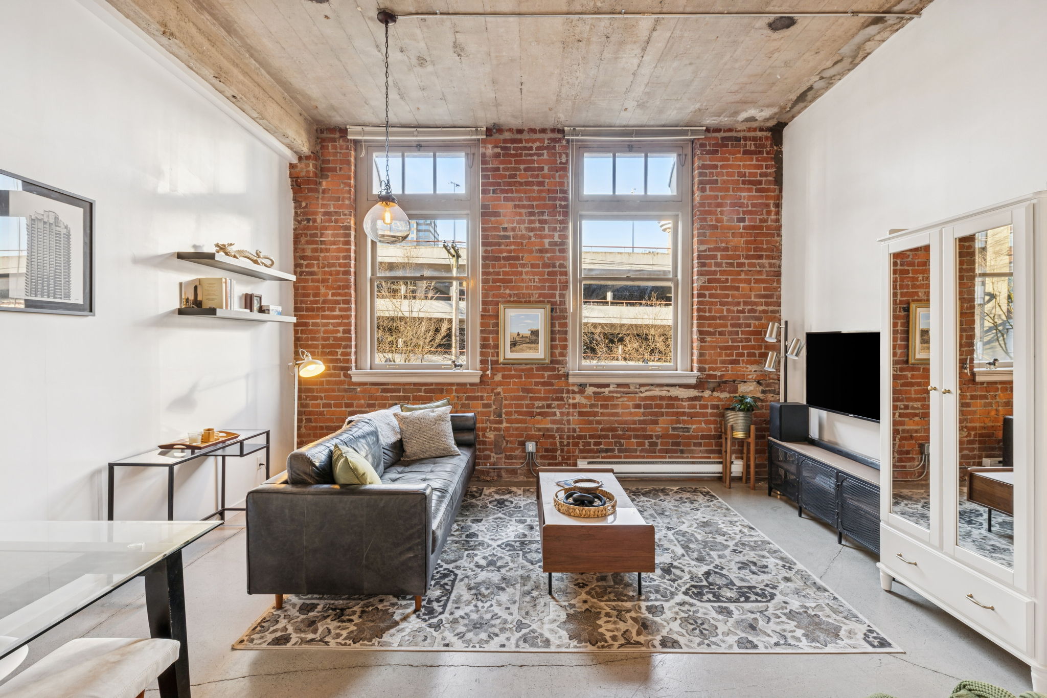 206 546 Beatty Street, Vancouver, British Columbia  V6B 2L - Photo 2 - R3083635 