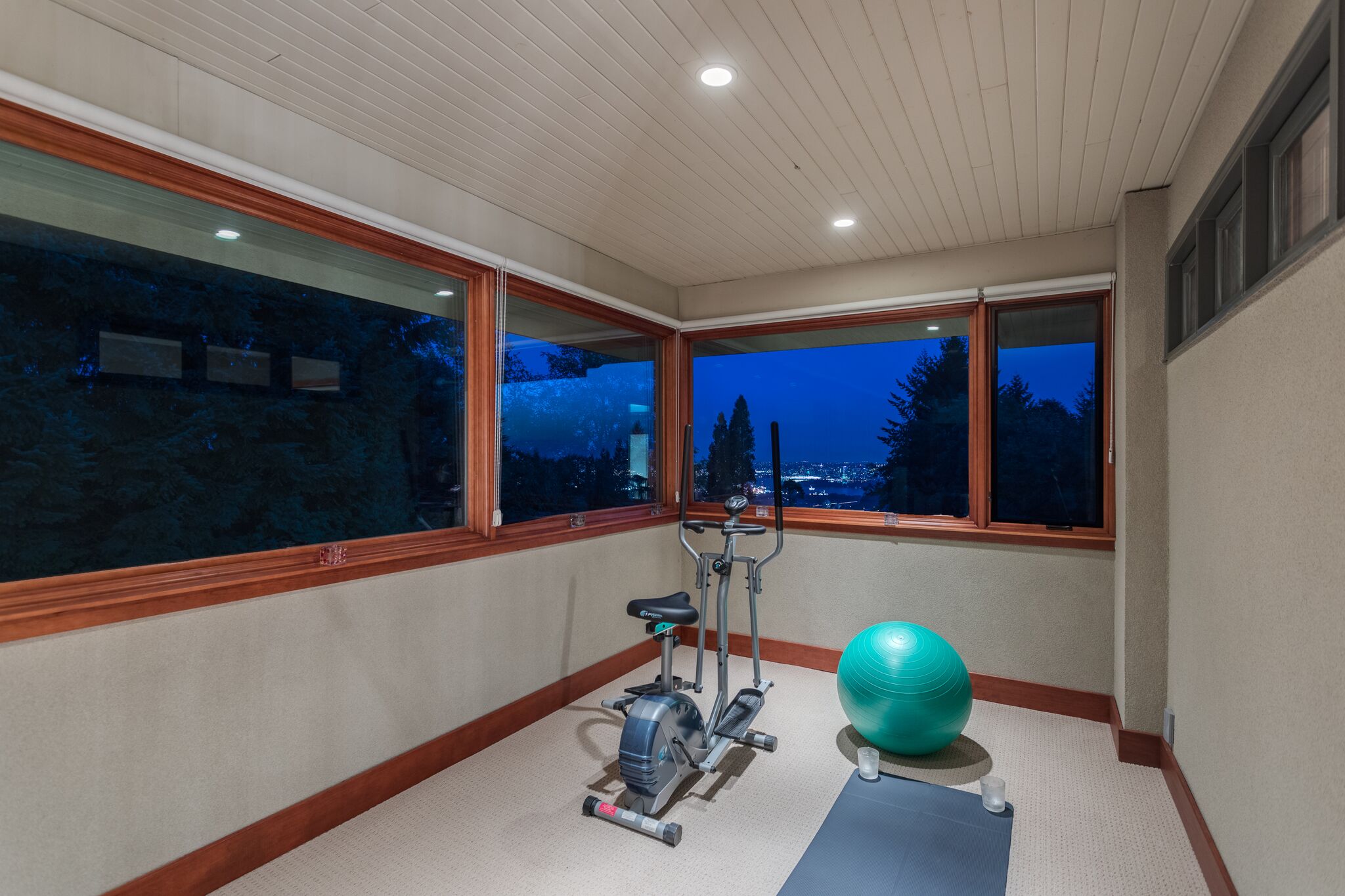1125 Groveland Court, West Vancouver, British Columbia   - Photo 9 - R2207457