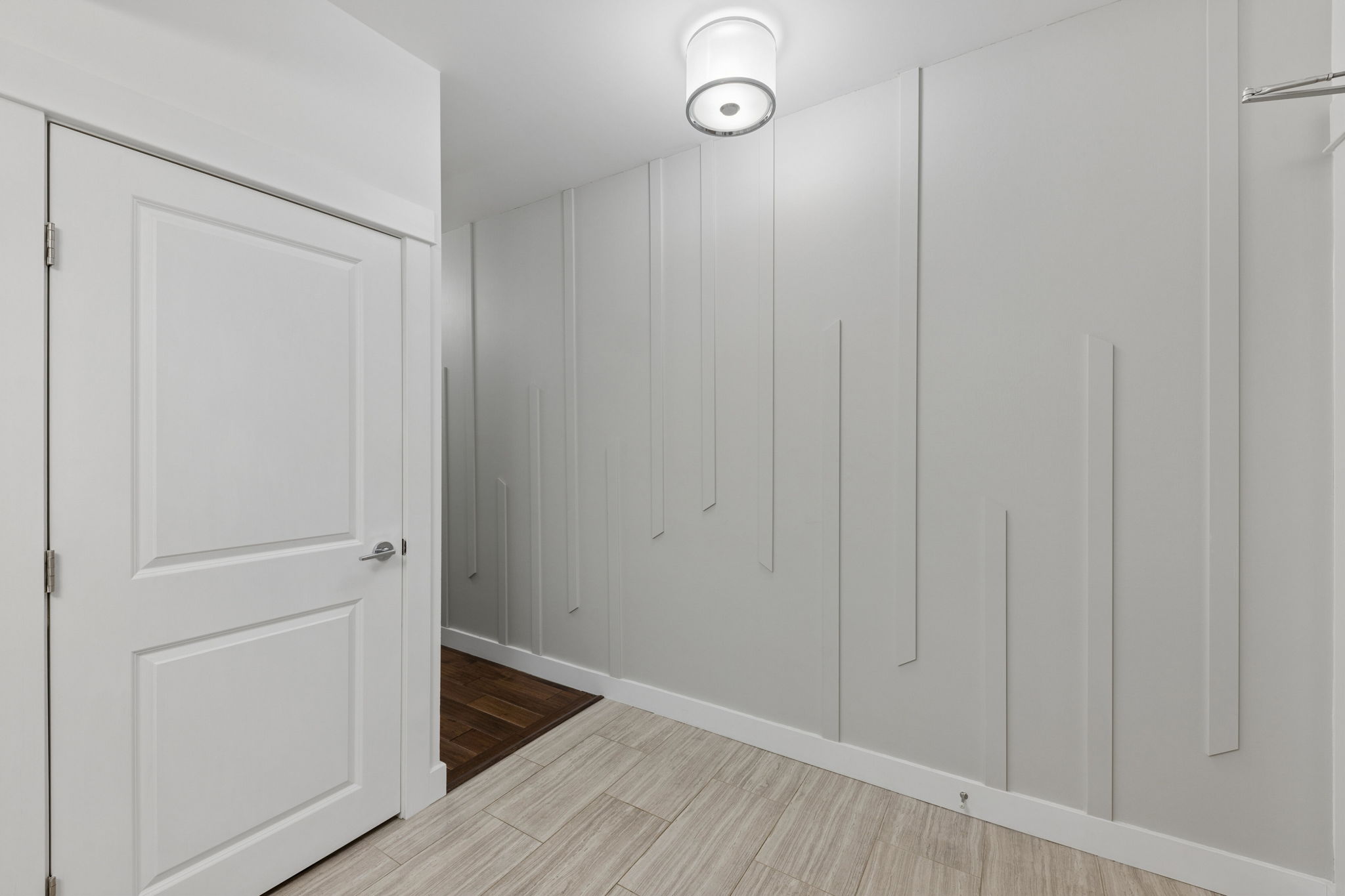 1603 188 Esplanade E, North Vancouver, British Columbia   - Photo 18 - R3100526