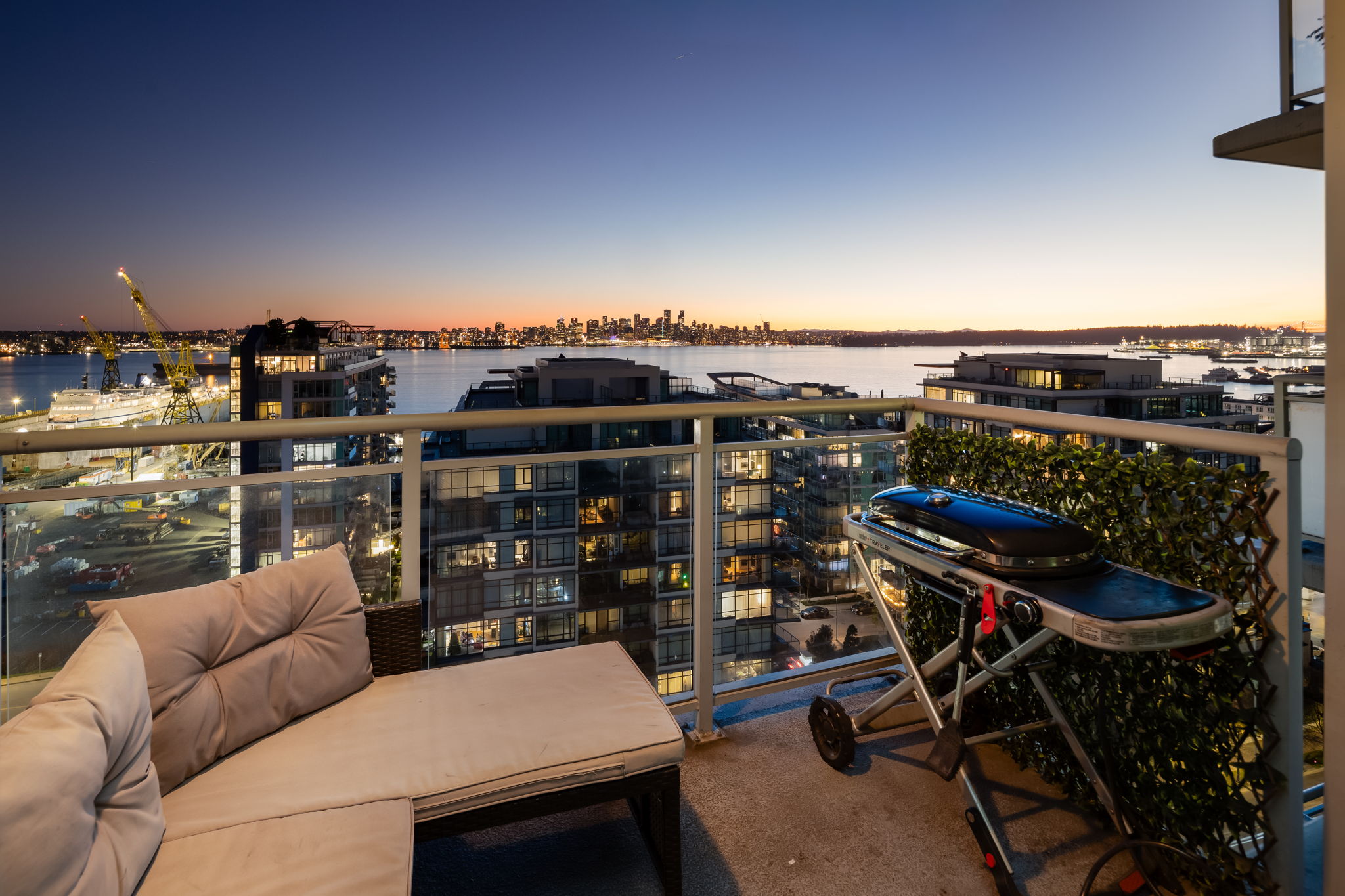 1603 188 Esplanade E, North Vancouver, British Columbia   - Photo 20 - R3100526