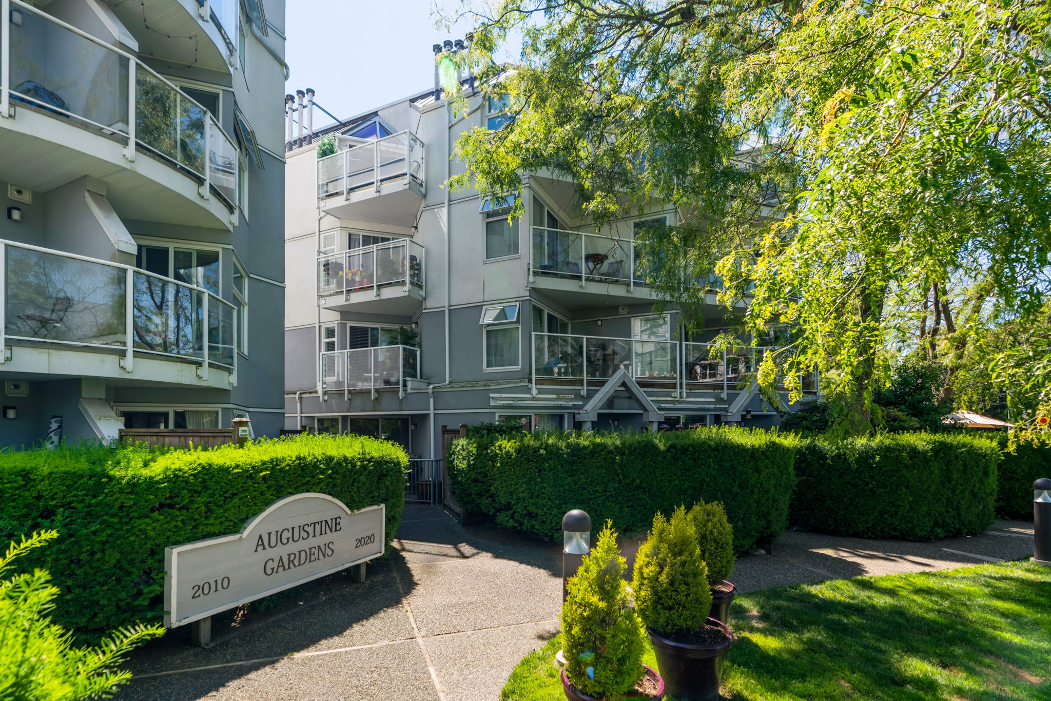 408 2020 W 8th Avenue, Vancouver, British Columbia  V6J 1W - Photo 17 - R12345