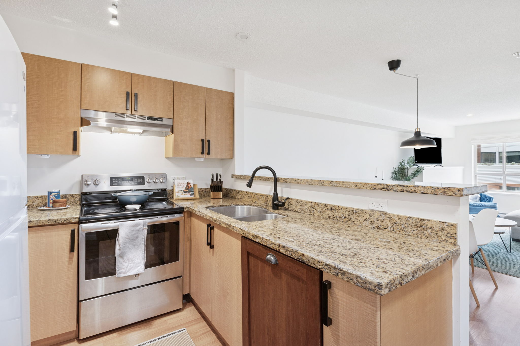 213 38003 Second Avenue, Squamish, British Columbia   - Photo 9 - R3039547